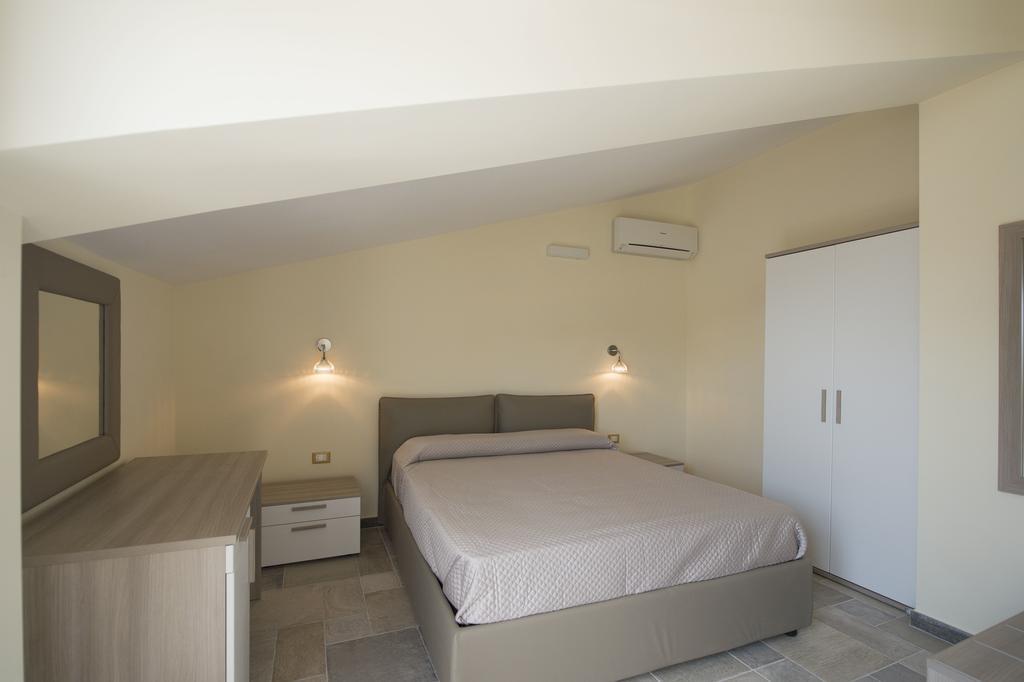 Aparthotel Casale La Zagara Sciacca Habitación foto