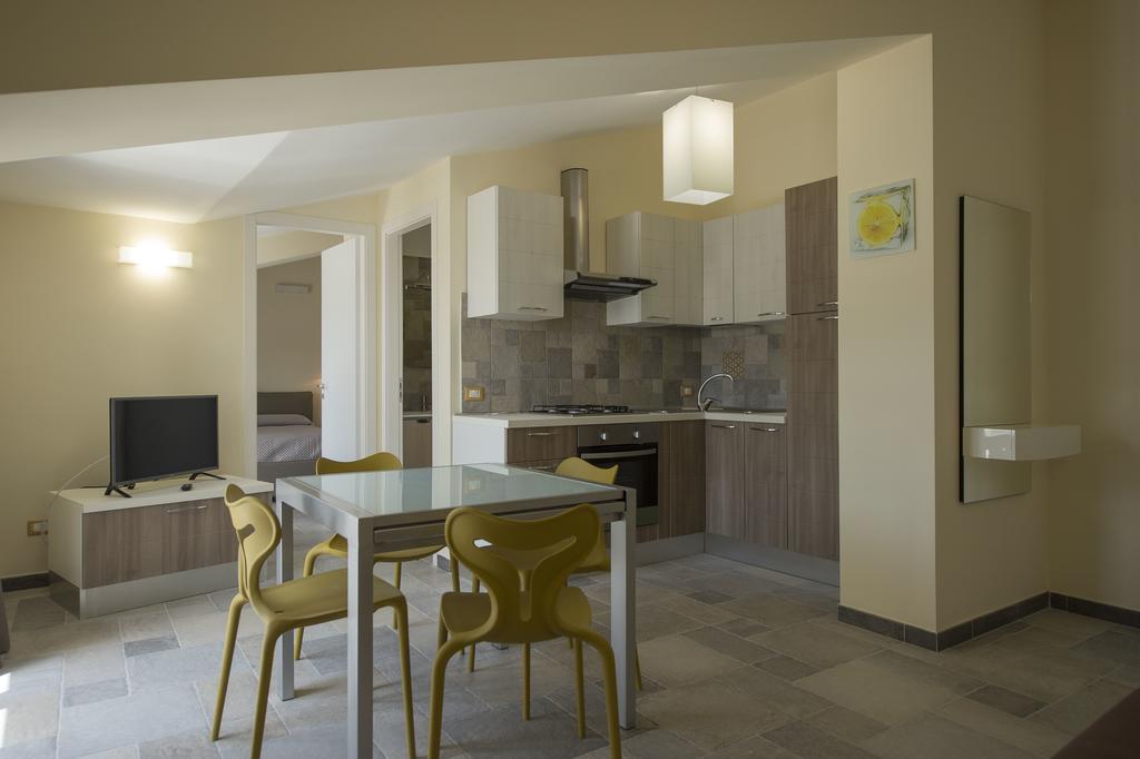 Aparthotel Casale La Zagara Sciacca Habitación foto